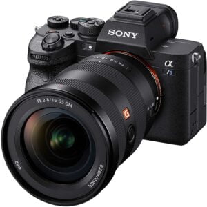 Sony Alpha ILCE-7S III Full-Frame Mirrorless Camera Body (4K 120P, 4:2:2 10 bit, ISO 40-409600, high Dynamic Range, Videographers and Content Creators) - Black